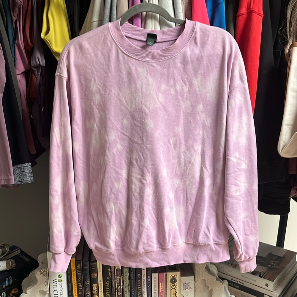 Purple tie-dye sweatshirt, crewneck, wild fable, size medium